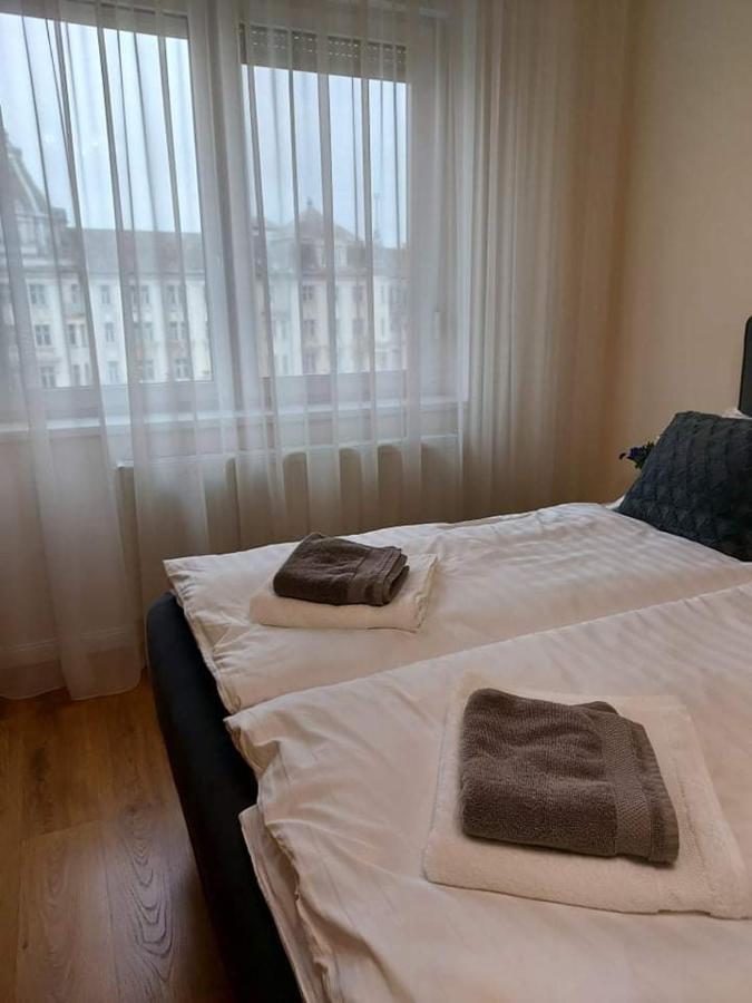 Alfoeldi Palace Apartman Дебрецен Екстер'єр фото